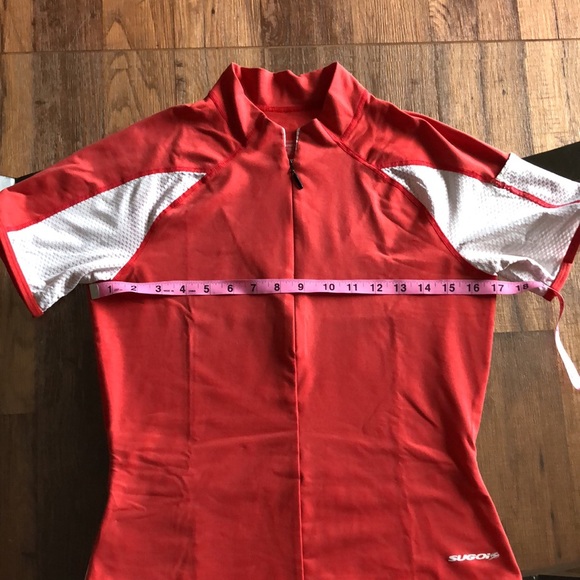 Sugoi, size medium, red, half zip, biking/running t-shirt. - Picture 9 of 10